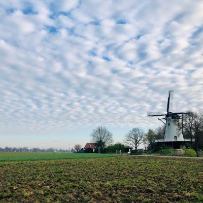 Prachtige luchten bij stralend weer