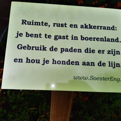 Het verhaal achter de bordjes op de Soester Eng