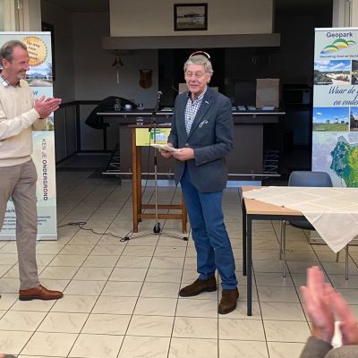 Boekje en kaart Geopark gepresenteerd
