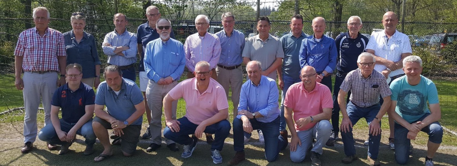 Clubicoon Bep Hom overleden