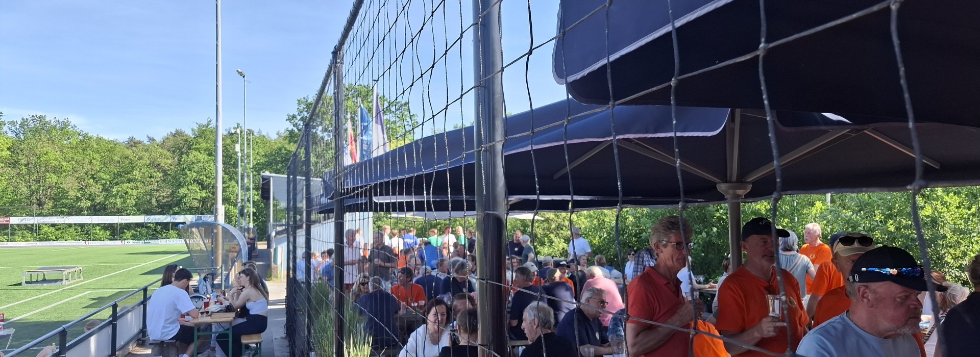 Geslaagde reünie met toernooi